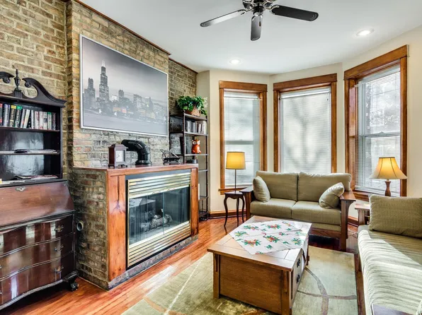 (undisclosed Address), Chicago, IL 60640