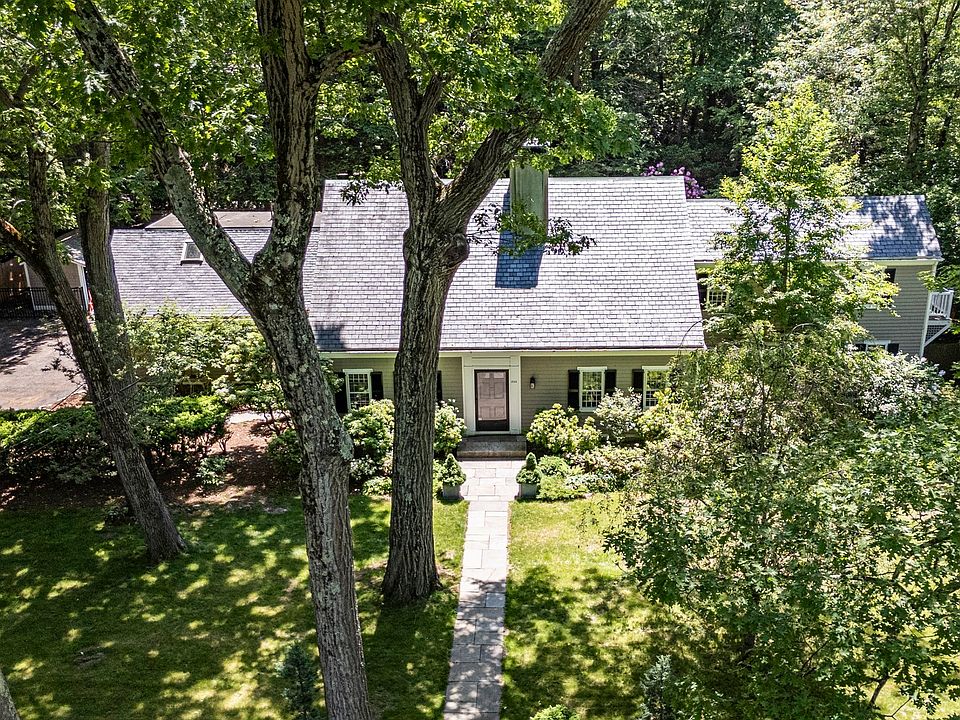 1st image of 284 Woodland Rd