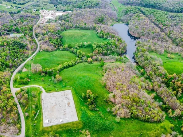 17081 State Route 644, Salineville, OH 43945