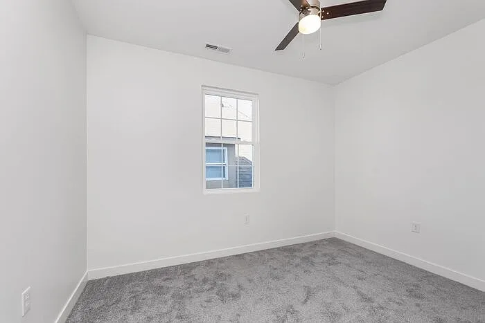 2529 Guilford Ave #A — Photo 15