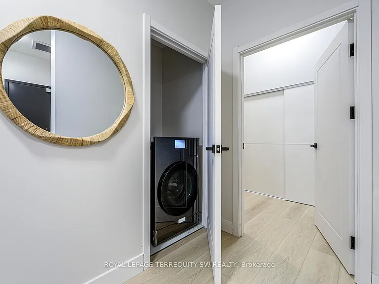 145 Clapperton St #204 — Photo 32
