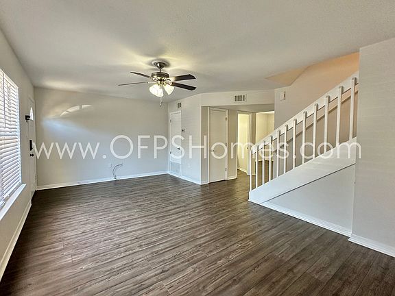 3rd image of 945 Ashley Ln Unit D