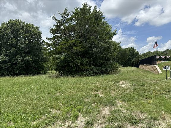 3rd image of E Nineteen Waterstone Estates Dr