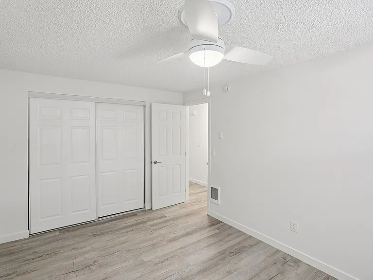 Images Garden View Apartments — Photo 14