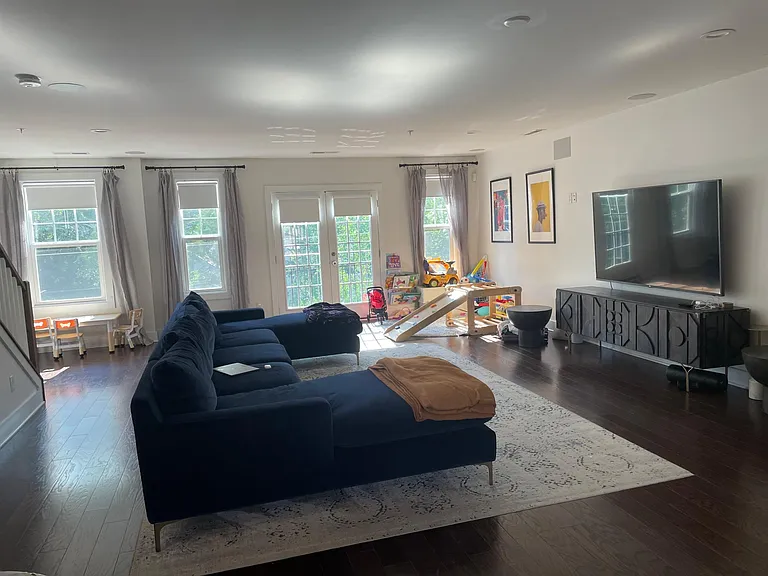501 Person St #205 — Photo 13
