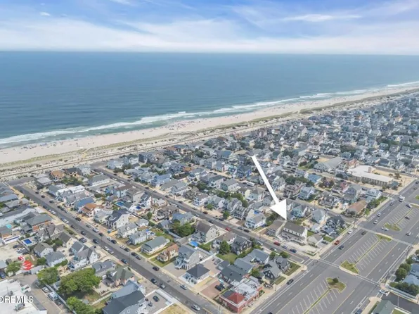 65 H St, Seaside Park, NJ 08752