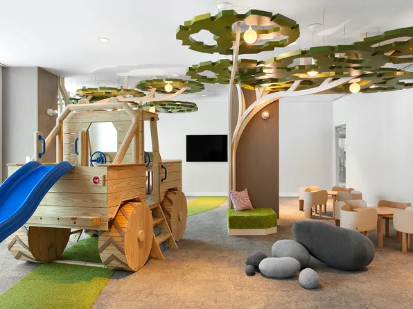 805 Harbor Boulevard image 52 of 61