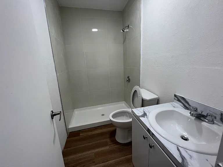 614 NE 3rd St #8 — Photo 12
