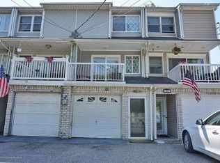 340 Arthur Kill Rd, Staten Island, NY 10308