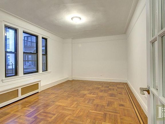 4th image of 222 W 83rd St APT 2D