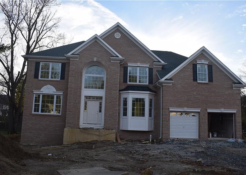 2nd image of 229 Georges Rd
