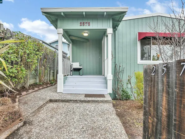 2575 Leslie Ave, Martinez, CA 94553