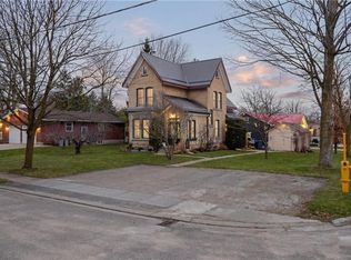 19 Adam St, Huron East, ON N0K1W0