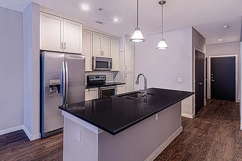 5609 Smu Blvd #305 Photo 1
