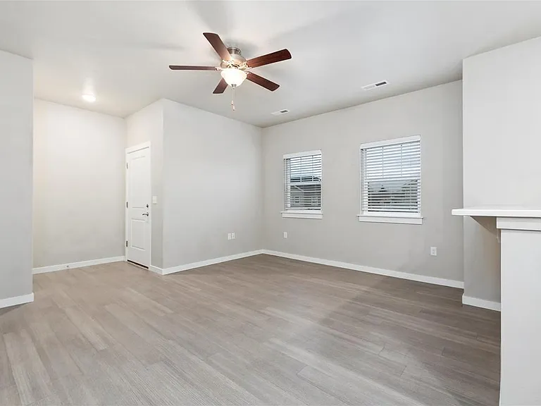 White Hawk Townhomes — Photo 10