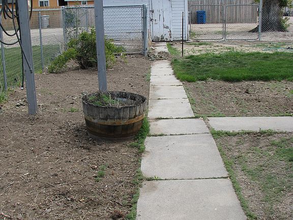 small garden area & dog pen
includes garage