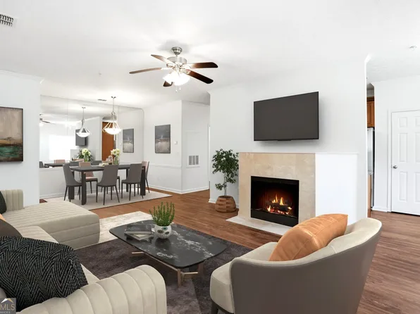 205 Streamside Dr, Roswell, GA 30076