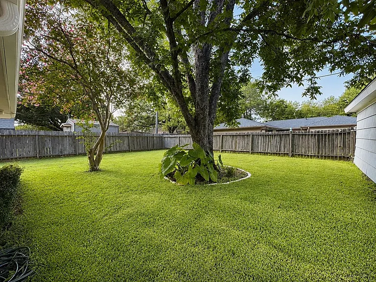 5802 W Bellfort Ave — Photo 20