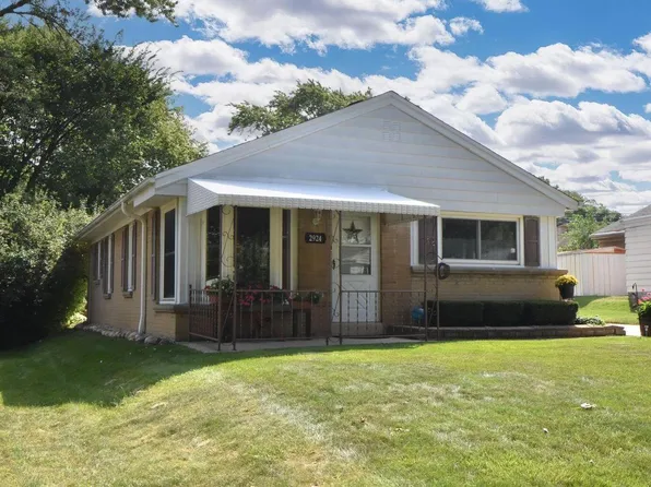 2924 South 56th STREET, Milwaukee, WI 53219