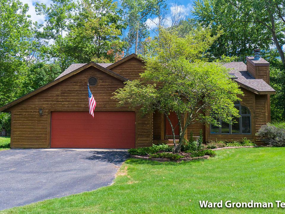 1st image of 13936 Windemere Dr NW