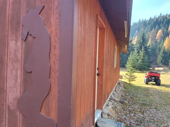 457 Angel Point Trl, Trego, MT 59934