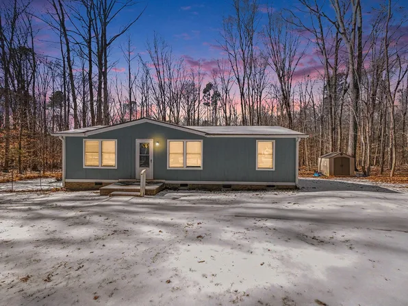 7223 Apple Mill Rd, Efland, NC 27243