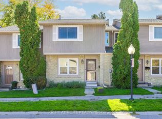 120 Falconer Dr #28, Mississauga, ON L5N1P5