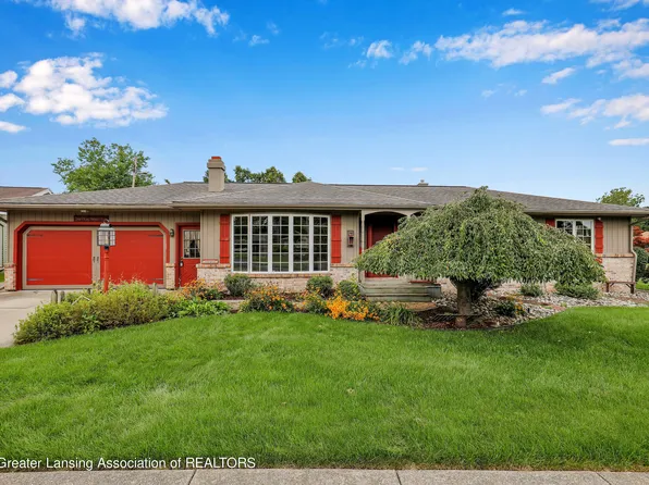 3523 Pickwick Pl, Lansing, MI 48917