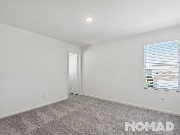 5601 Portlaw Ln — Photo 10