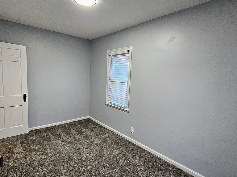 3010 Woodbine Pl — Photo 8