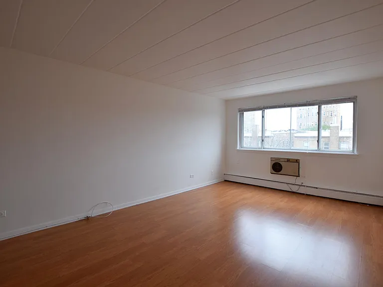 5900 N Sheridan Road — Photo 7