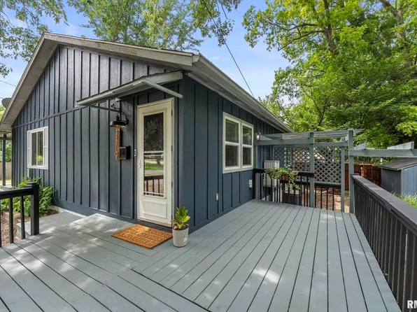 3319 2nd Street Ct, East Moline, IL 61244