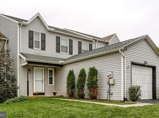 15 Nottingham Dr, Mechanicsburg, PA
