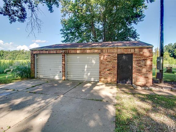 5th image of 16776 Indian Lake Rd