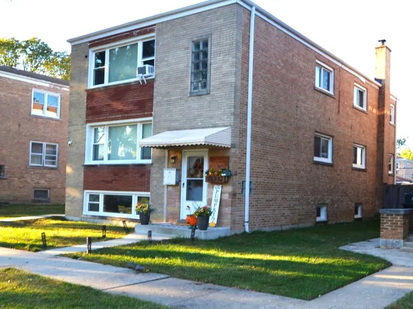 10332 Elizabeth St #1, Westchester, IL 60154