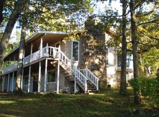 22764 Goshay Dr, Golden, MO 65658