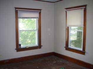 2577 Pinkney St, Omaha, NE 68111