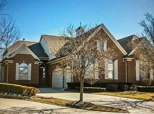 2766 Antrim Ct, Rochester, MI 48306