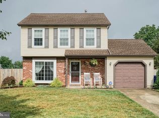 6 Maxwell Ct, Marlton, NJ 08053