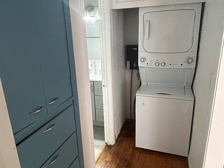 2102 N Dorothy Ave — Photo 5