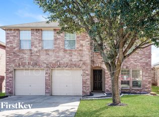 12617 Summerwood Dr, Burleson, TX 76028