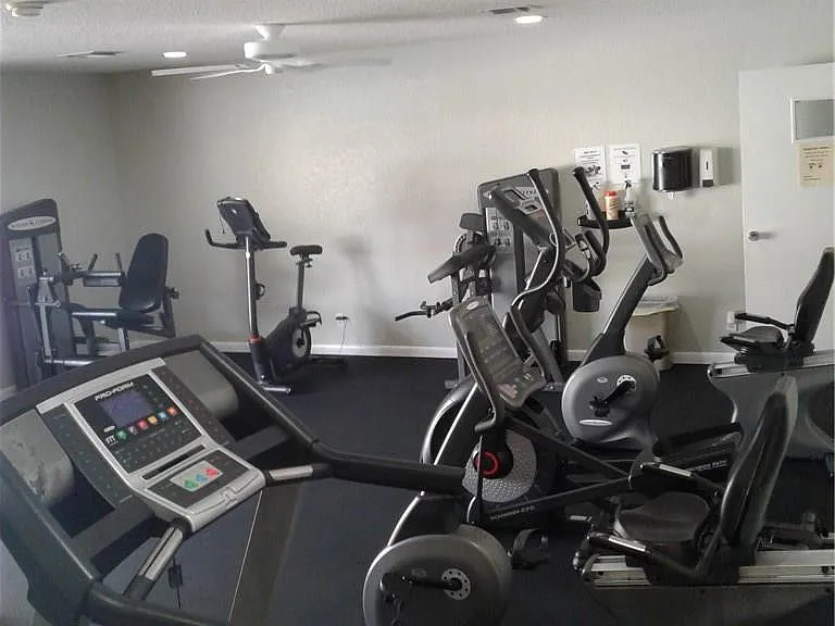 1030 Country Club Dr #401 — Photo 15