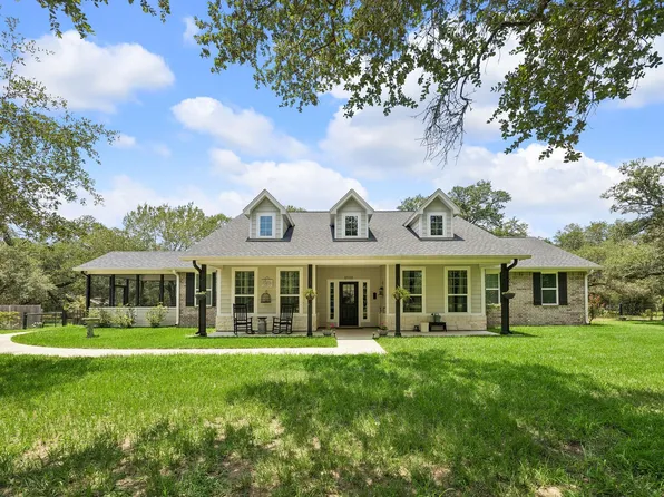 1712 County Road 103, Columbus, TX 78934