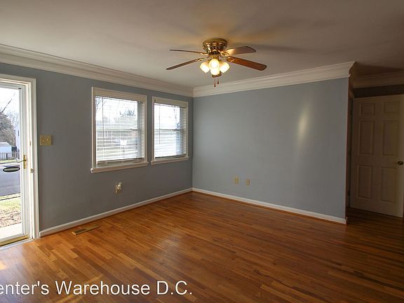 4th image of 13212 Hawthorn Ln