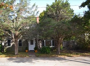 99 Summer St, Tisbury, MA 02568