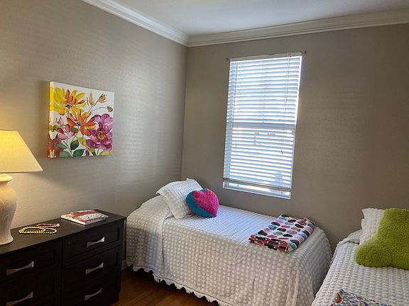 Guest room Downstairs