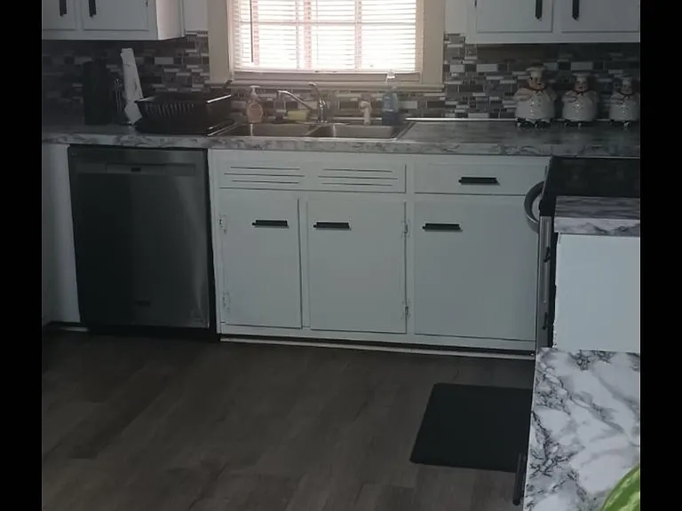391 Robinhood Rd — Photo 14