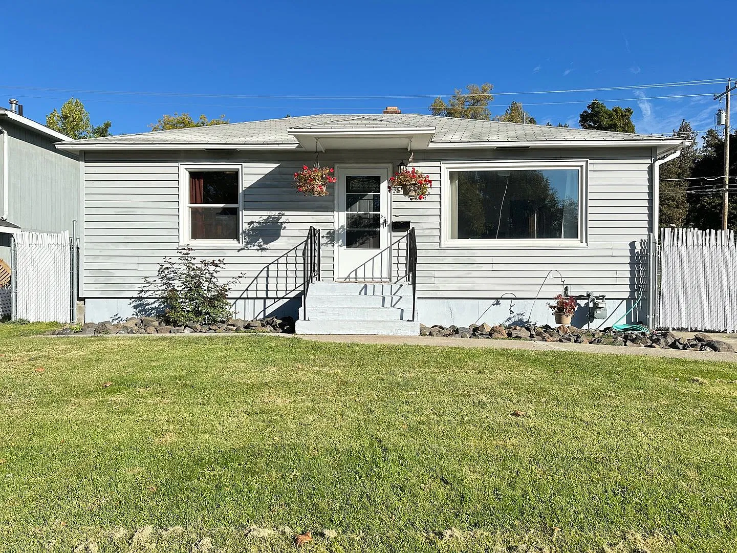 Northside 3-Bedroom Home Near Minnehaha Park & Centennial Trail — Photo 1