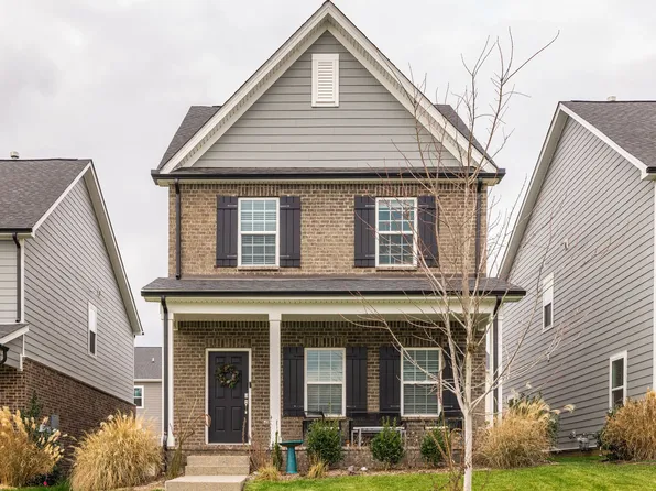 105 Santa Rosa Dr, Gallatin, TN 37066