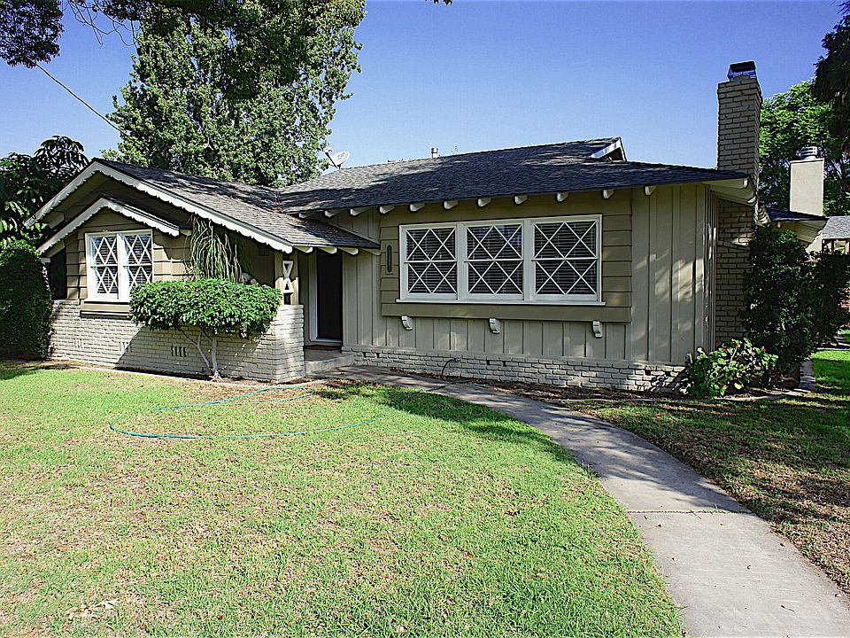 Remodeled ranch duplex.  